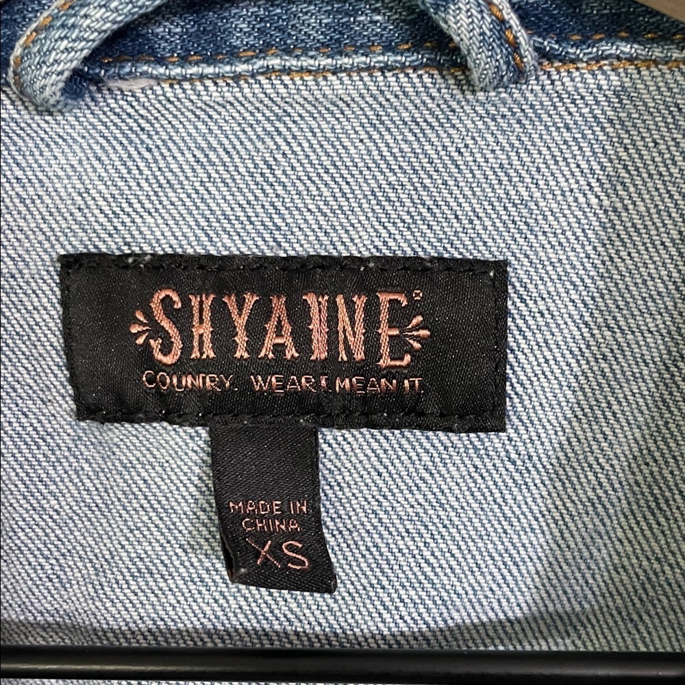 Shyanne denim jacket - Picture 2 of 7